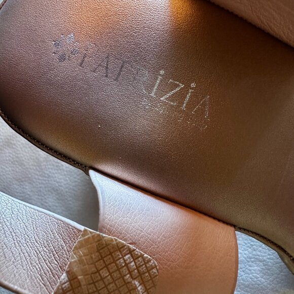 Patrizia  Gold women's sandals, size 7,5  (38) - Picture 3 of 11